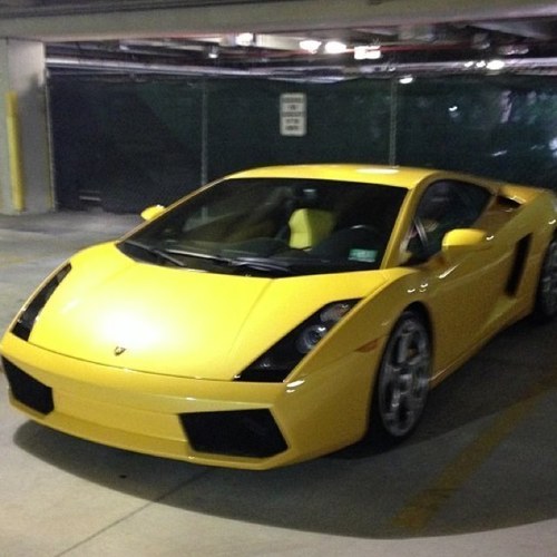 AlmootrHardcar's profile picture. 