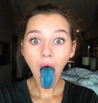 FakingEleanorC's profile picture. My daughter Paige is all I have left.