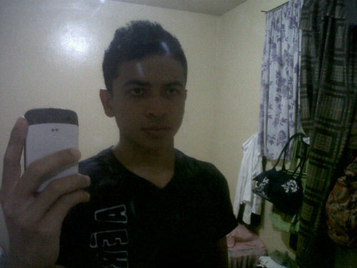 soy un chico amigable.buena onda!..estudiante de la  ENMTRU! Barca y Olimpia...siganme y los sigo;)