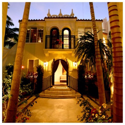 The_OrchidHouse's profile picture. GM to the Orchid House in the heart of sobe...contact me for all events and vacation rentals