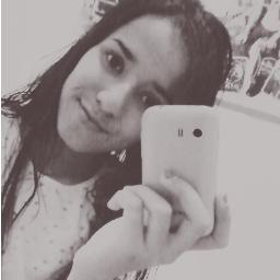 - Oi Meu Nome é Marina Zapata Medsen . Sou Uma Menina Que Ama A Sí Mesma Do Jeito Que ela é . Pais: @DanielZapatta_ & @MarihJoaquinaM     ♥