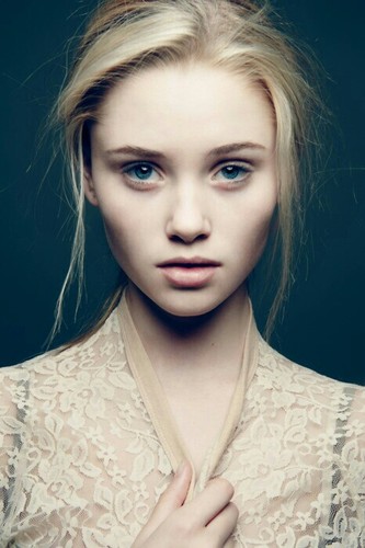 Fighting off insanity, and hoping to hold onto the wisps of life. I have nothing left. Can you change that?       [Semi-Literate RP-Single-FC: Ginny Gardner.]