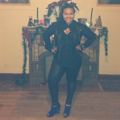 -Just follow a real nigga already -Instagram: ImKhianaBitch -#TeamMommy -Warning: This page may cause WTF and Did she really jst tweet tht.? Moments