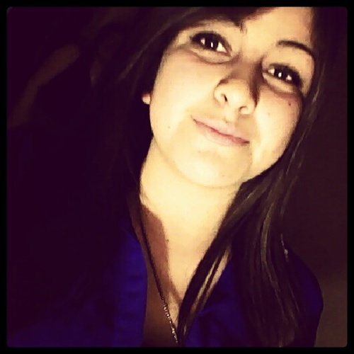 16 , sophomore at EMHS  , follow me & iill follow back (: dnt folliw if your gunna unfollow .`