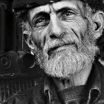 ( قل هو الله أحد الله الصمد لم يلد و لم يولد و لم يكن له كفوا أحد )♥♥