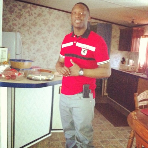 23 years old..
#ELJENTERTAINMENT
Stand 4 Somethin Or Fall for Anything....
