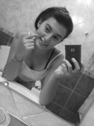 Hoola..Soy MIKA y No Me Importa Nada.Chauuchiis..:D