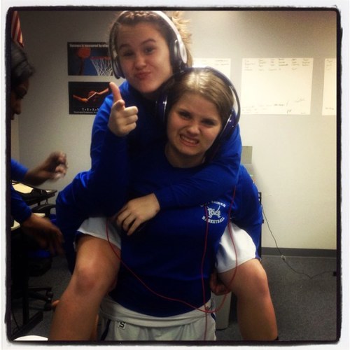 Kylielynnee27's profile picture. #teamwiese #teamperez #teambasketball #teamsoftball and most important #teamGOD! ❤