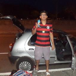 SOU CARIOCA DA GEMA,RUBRO NEGRO E IR PORTELENSE FANATICO.