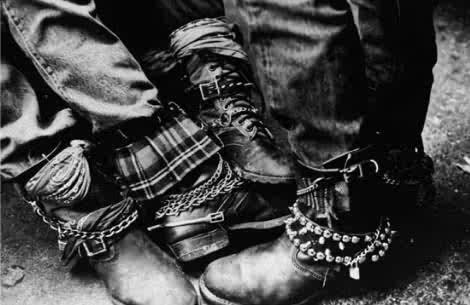 Rock, punk, goth, fashion, music \m/ #deathmore