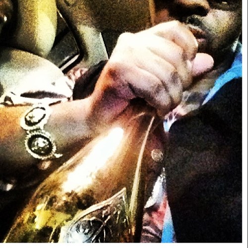 [[H]]WORLD Greedy Genyus aka Ceizure/ Artist of Good Music/ the coolest kid in the frige....