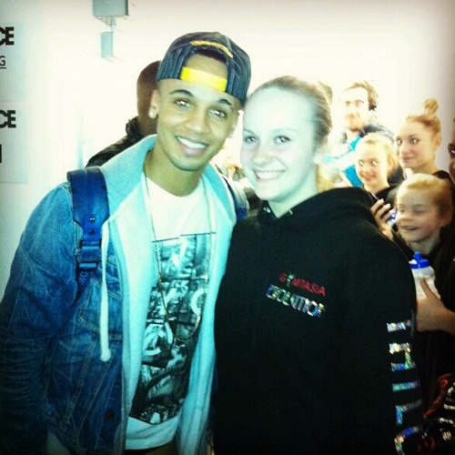 my main account is @__taylorwilson i never use this one x
