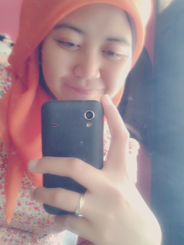 GhytaAghyt's profile picture. i wasn't born to be perfect,,i was born to be my self  (¬˛¬).