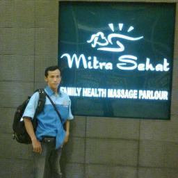 designart42's profile picture. 