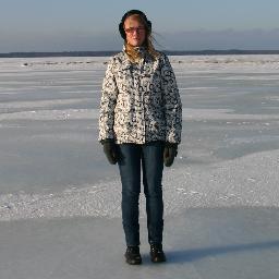 I am dreamer and often I just walk at the seashore.  I love the world of Transformers. I like anime and cosplay.  Also interest me science of space and history.