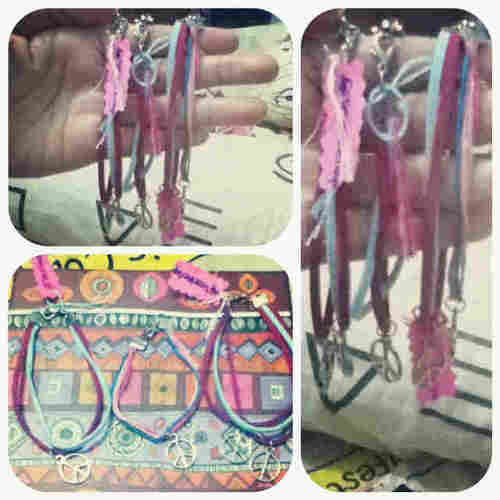 Trusted Olshop. Jual Gelang, Kalung, Bandana Silang. For Info cek fav :) cp : 087885182321. for serious! pembayaran via BCA :) (pulsa. bisyaa!)