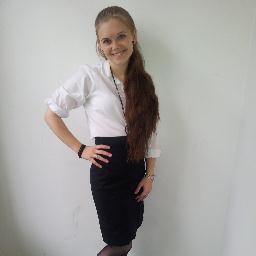 AnneliCrona's profile picture. Jag är en glad, poseviv och en trevligt 2 barnsmor som älskar att baka och umgås med vänner och hjälpa människor. =)