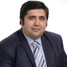 GAZETECİ KENDİ HALİNDE DÜNYA VE ÜLKE GÜNDEMİNİ TAKİP EDİYOR YORUMLUYOR