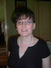 School&University in Pecs, English major, work at MEdical Fact, Uni of Pecs as Eng teacher, married, baby boy born 06/12/06