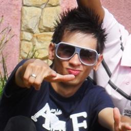 #Escorpiano, chato e orgulhoso!, amante de #BlackMusic & #Eletro ! Só sigo de volta quem avisar ! #fikdik