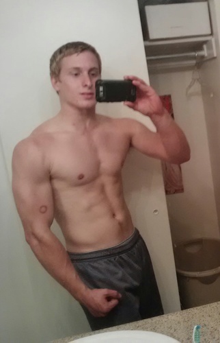 up and cummer in the porn industry. Check out my extensive library http://t.co/wuqGscod #trackstance 18+