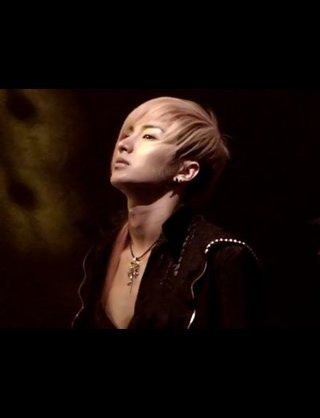 SJ leeteuk bot. not real. 卑猥、冷酷。凍結したから、見たことあったらフォローしろ
