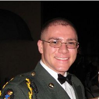 Profile Picture of Garrett Hébert (@GHayBear) on Twitter