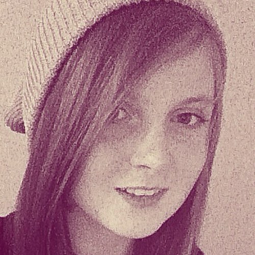 Hey i'm Chloe aged 14 and I love The Script and Danny O'Donoghue xx follow me and ill follow u :D thanks