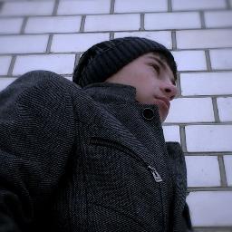 DaniilExamplez's profile picture. 