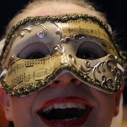 TTVilya's profile picture. Tanssiteatteri Vilya on helsinkiläisten tanssijoiden vuonna 2006 perustama tanssiteatteri. Dance-theatre Vilya was founded in Helsinki in 2006
