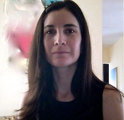 Productora audiovisual. Directora de marketing. Traductora de guiones y películas.
