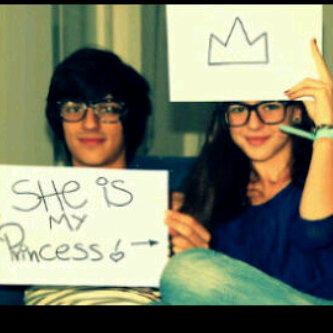 RommanticWords's profile picture. أكتب بكل الغتين العربيه و الانجليزيه ، كلماتي من خط يدي ، Follow Me