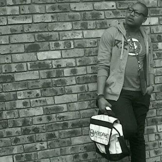 I'm not FAMOUS..don't be fooled by all the bottles,cool chicks,and camera flashes..im just a chef with a dream!For Bookings✉:DjFluffyDeep@gmail.com||☎0787685460