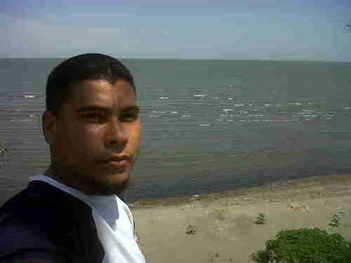 BrolixArevalo's profile picture. Me describo como inperfecto pero con cualidades extraordinarias