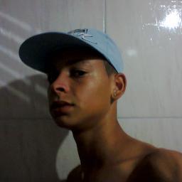 logo ali complexo macarrao va la