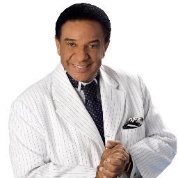 Agnaldo Timóteo (Caratinga, 16 de outubro de 1936).
Cantor Brasileiro,Interprete e Compositor Romântico.