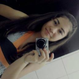 19 anos,amo brigadeiro,linda sqn,evangélica,handebol e tenho Deus acima de tudo,afinal oque seriamos sem ele? Nada!