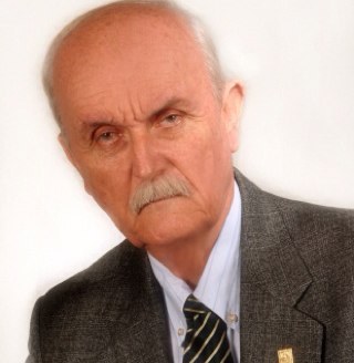 Médico Patólogo Forense. Posgrado en Kentucky, Maryland y Saint Louis, USA. Prof de Criminalística UC. Incansable buscador de la verdad para la justicia en Vzla
