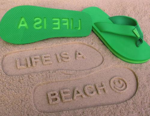 Flipsidez is dedicated to creating fun and original custom sand imprint flip flops.