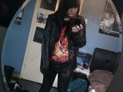 ϟ I follow back c: bb pin: 29956C48