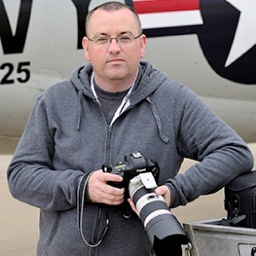 Engineer with a passion for aviation and photography.