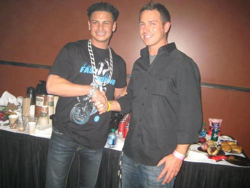 BallardTrpclTan's profile picture. The official twitter of Tropical Tan Ballard follow us for updates on tanning specials at our brand new Ballard location!