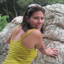 Helen_m6's profile picture. 