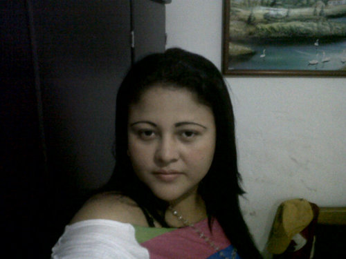 Muy sincera y alegre