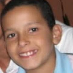 Quantas Loucuras Memoráveis a Gente Perde Com Essa Mania Besta De Pensar. *-*'
Siigo Todos De Volta. 
