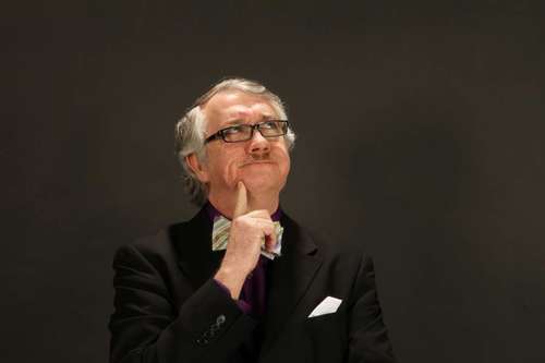 Love cricket, reading, writing, Brits, wife, kid, dogs. Quaker. Bionic Genius. Summer Wine enthusiast. Marketing for Draper Inc. Tweets mine. He / Him.