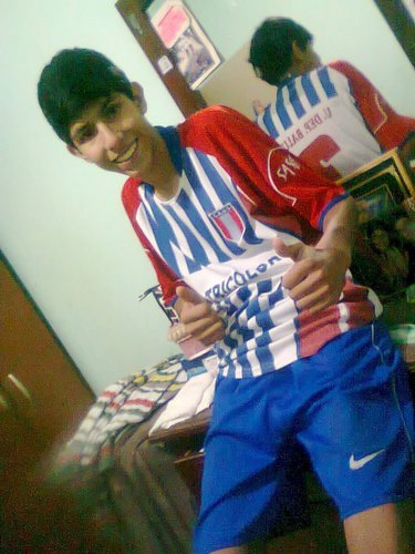 Tengo 15 años, me gusta el Futbool, y soy Hincha de Boca.. Seguime y te Sigo.