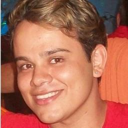 Twitter Oficial de Yuri Salvador
 Twitter atualizado pelo próprio Yuri Salvador.