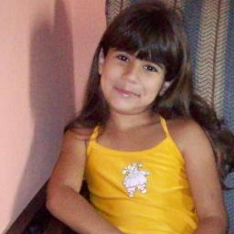 gosto de andar de patins e de sair com as amigas