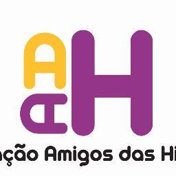 Nós somos uma Associação de  contadores de histórias, contamos histórias, ministramos oficinas para professores, alunos, comunidade e empresas.